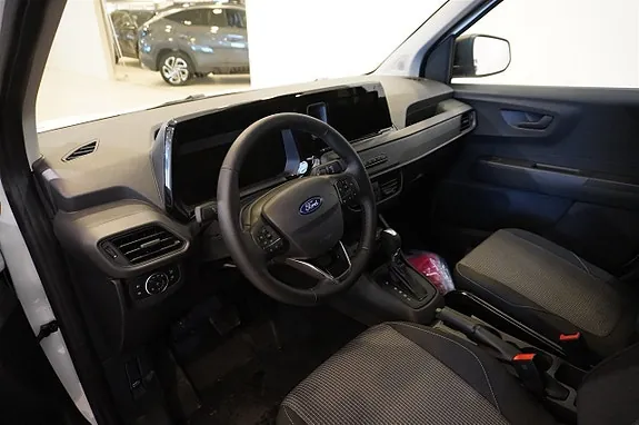 Ford Transit Courier 2026 photo 2