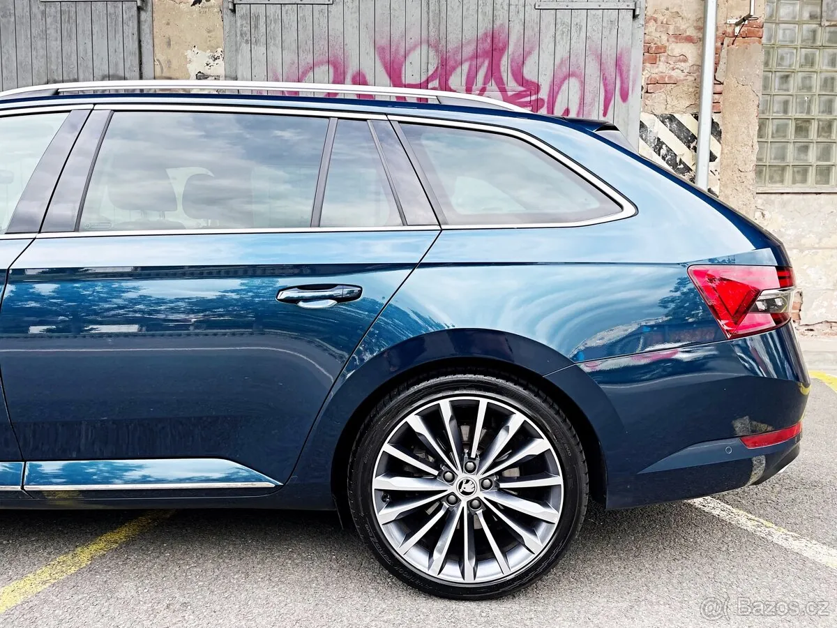 Skoda Superb 2020 photo 5