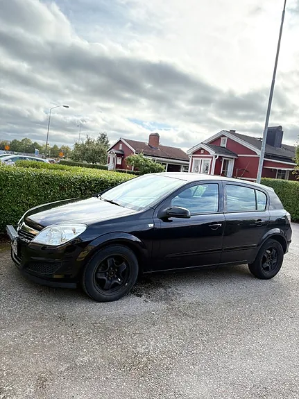 Opel Astra 2009 photo 4