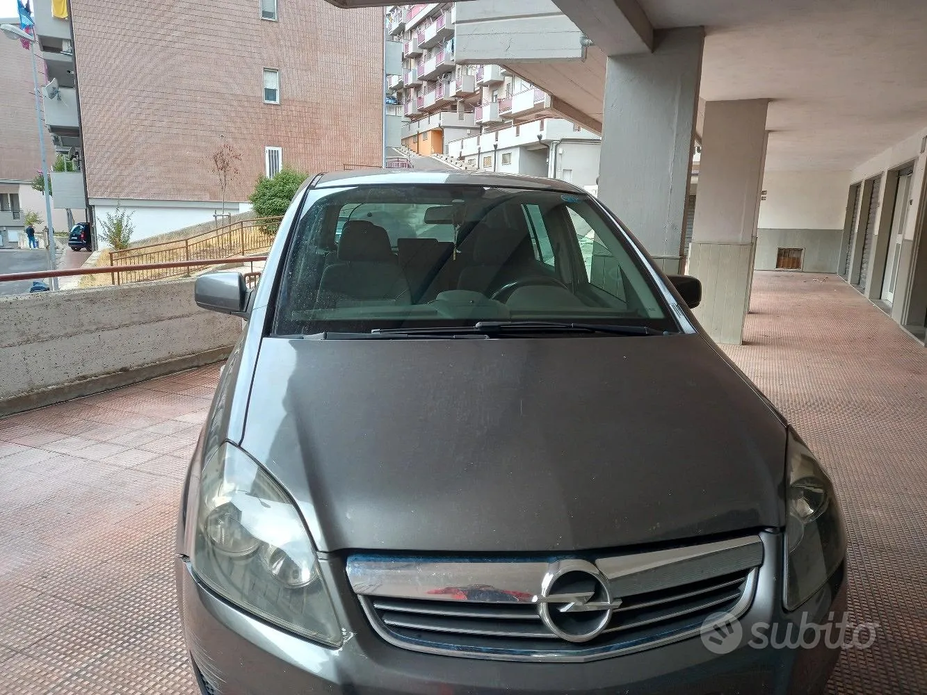 Opel Zafira 2010 photo 4