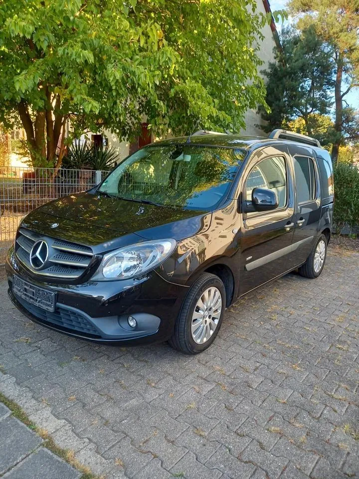 Mercedes-Benz Ecitan