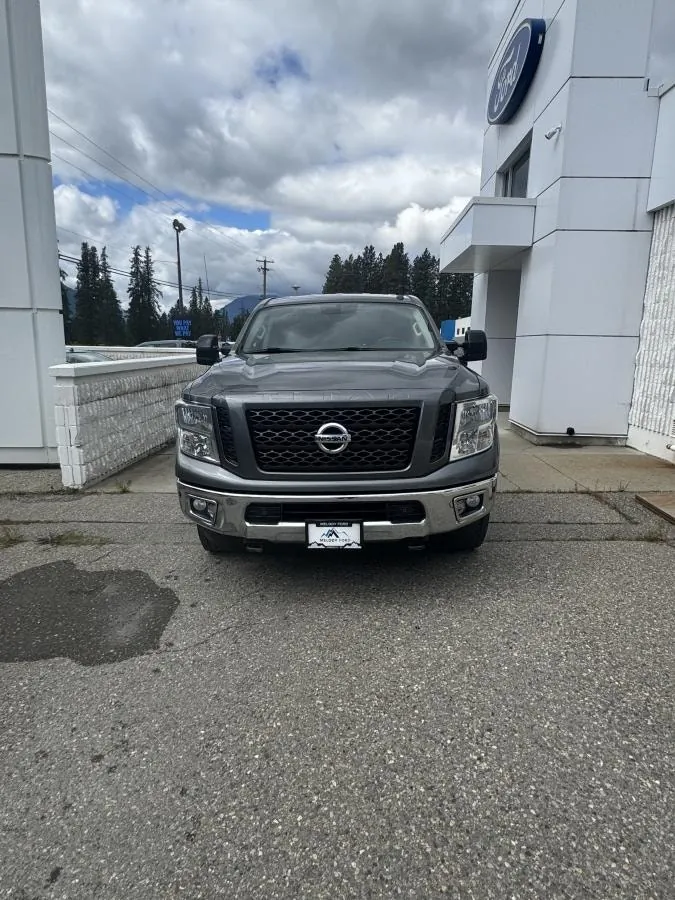 Nissan Titan Xd 2019 photo 5