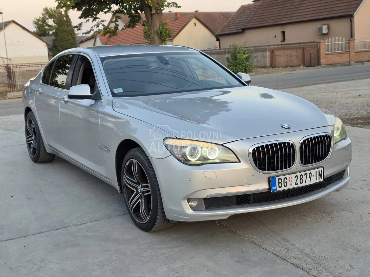 BMW 730 2011 photo 4