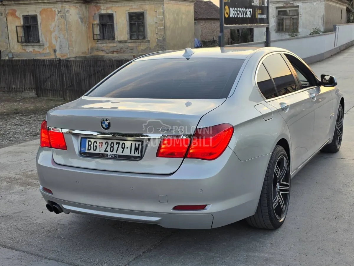 BMW 730