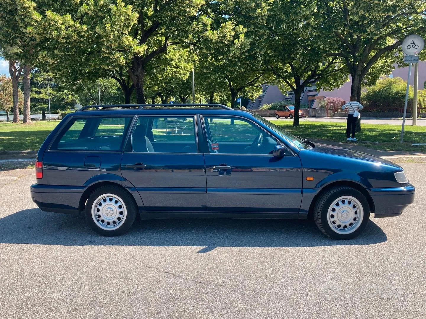Volkswagen Passat 1996 photo 2