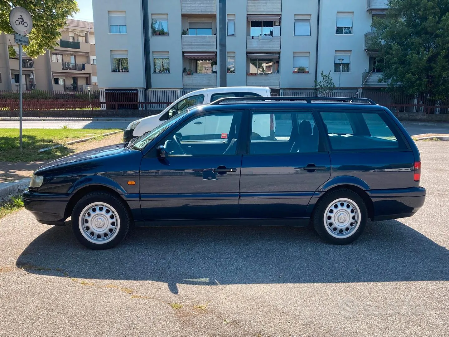 Volkswagen Passat 1996 photo 3