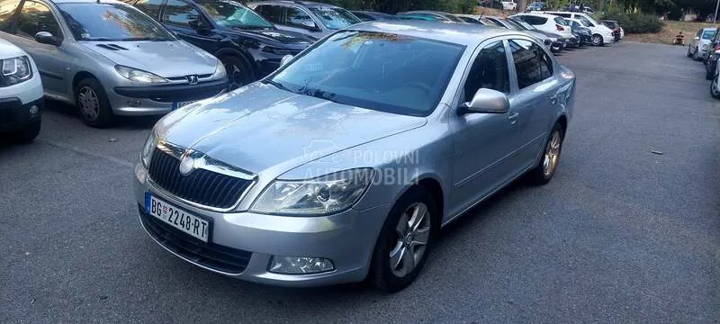 Skoda Octavia 2009 photo 2