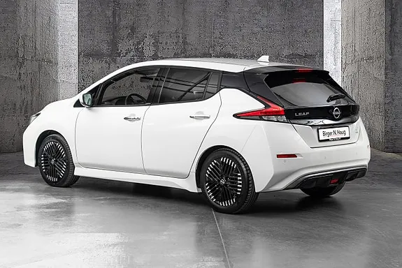 Nissan Leaf 2023 photo 5