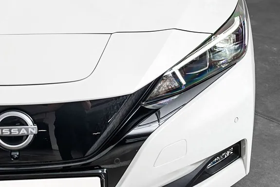 Nissan Leaf 2023 photo 4