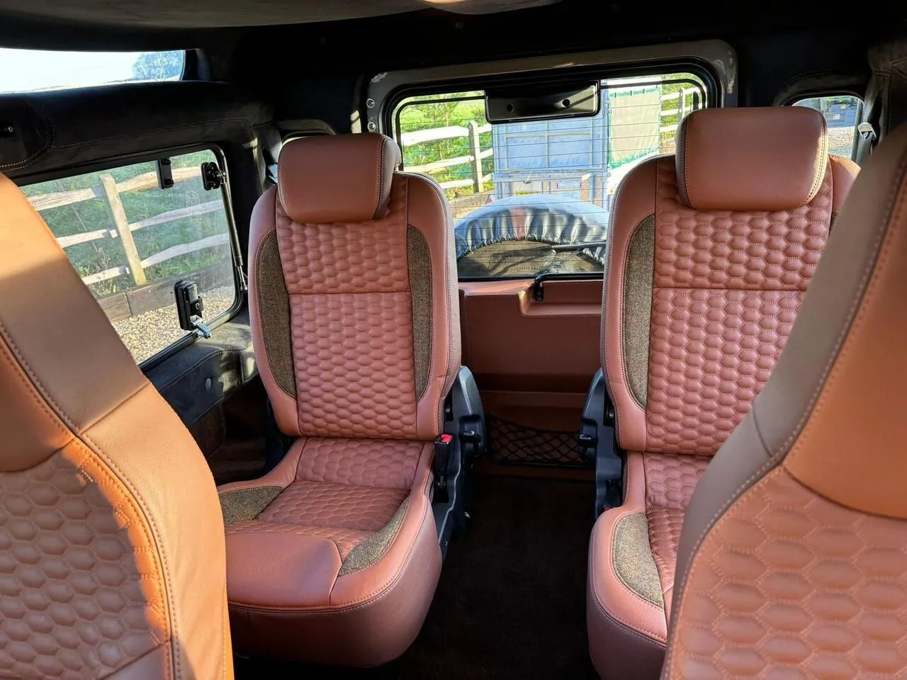 Land Rover Defender 90 2014 photo 5