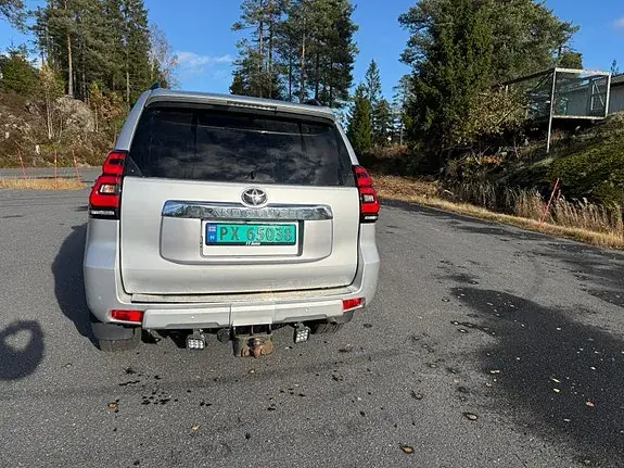 Toyota Land Cruiser 2019 photo 5