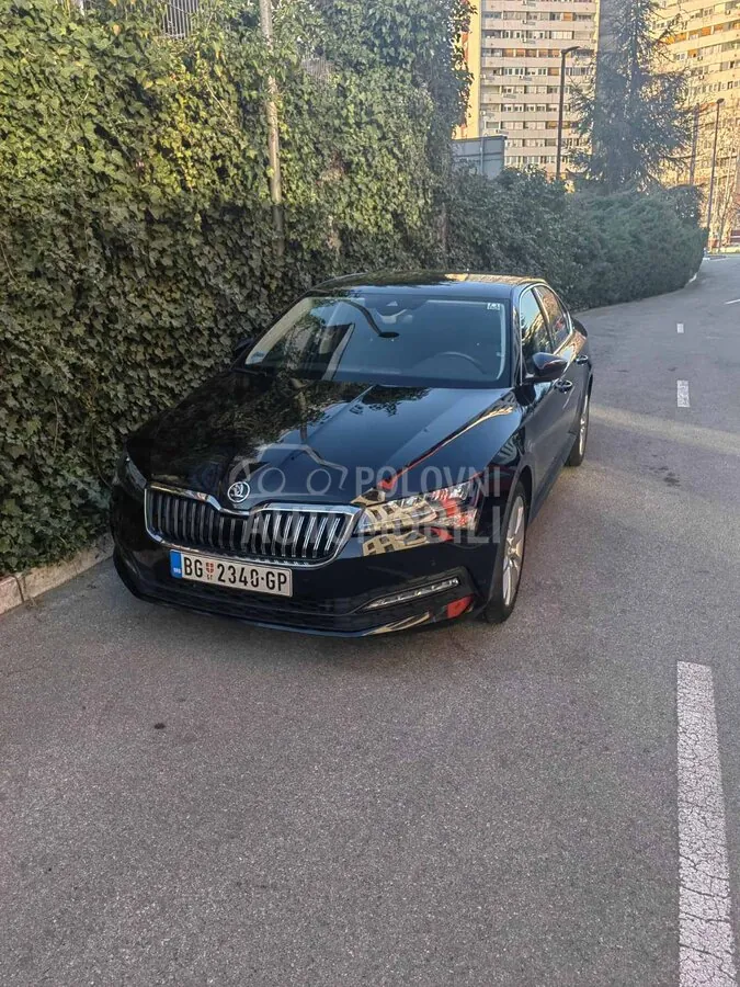 Skoda Superb 2022 photo 4