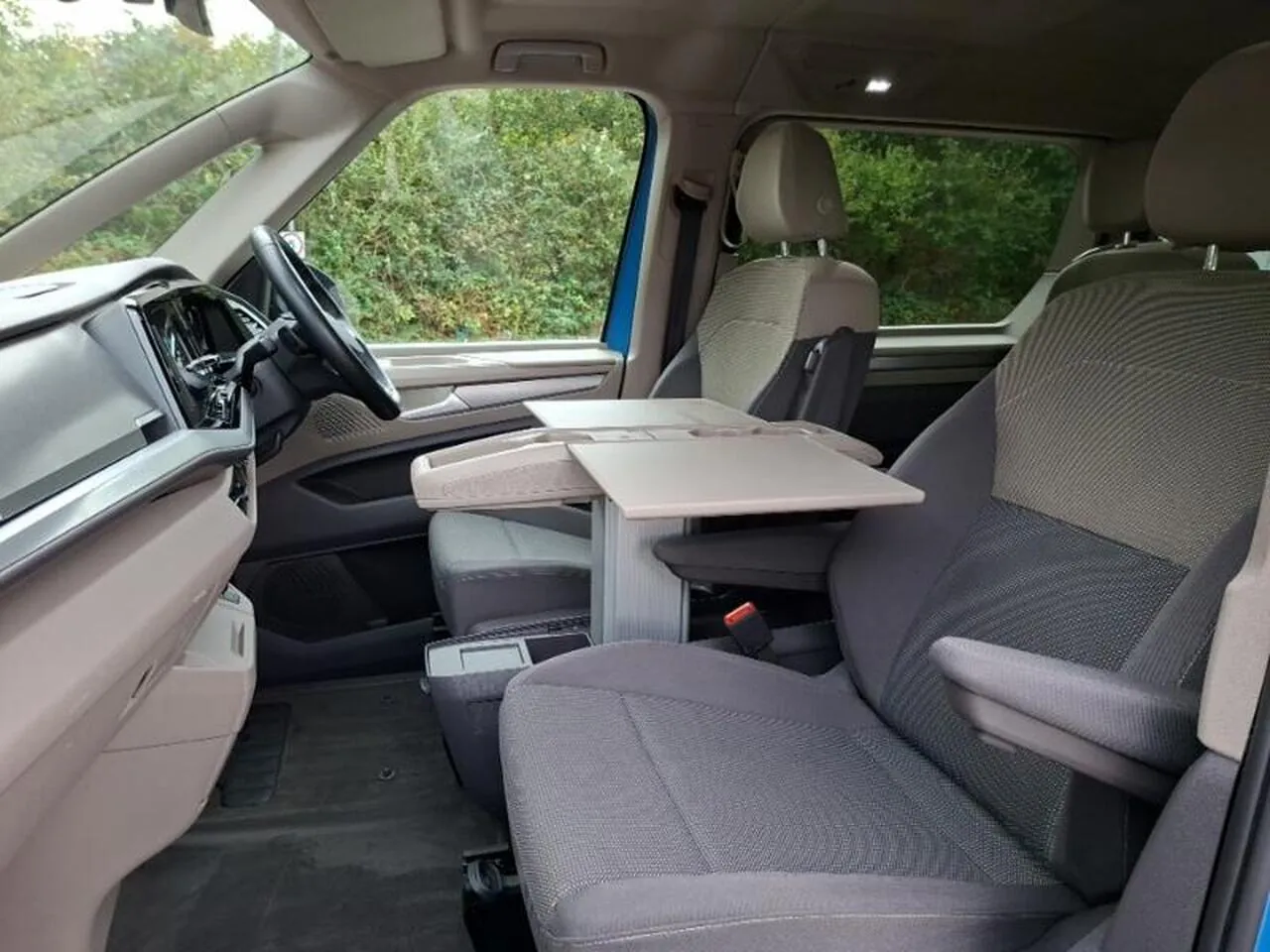 Volkswagen Multivan 2024 photo 5