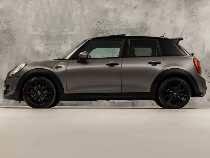 Mini Cooper S 2015 photo 2