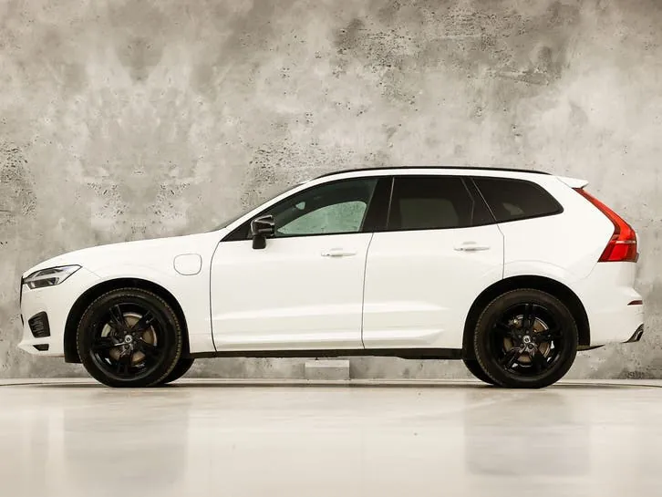 Volvo Xc60 2017 photo 2