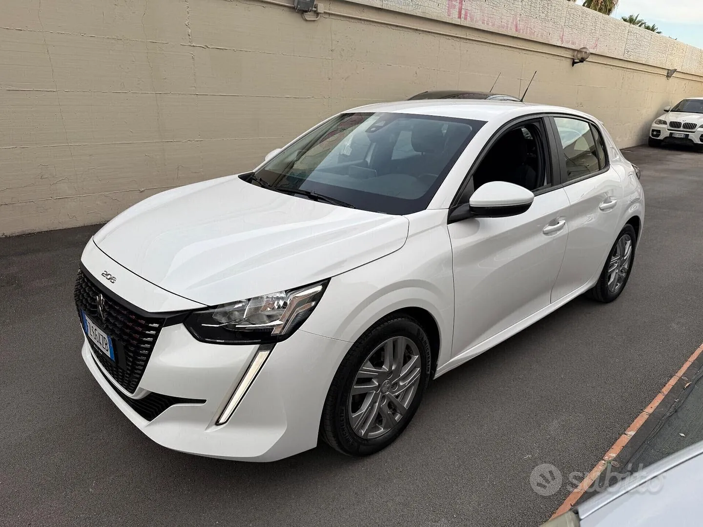 Peugeot 208 2020 photo 3