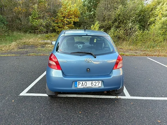 Toyota Yaris 2007 photo 3