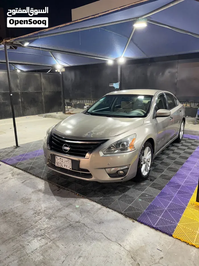 Nissan Altima 2014 photo 2