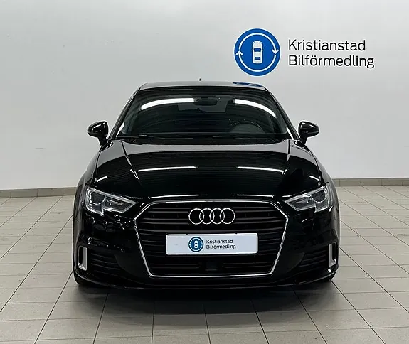 Audi A3 2017 photo 3
