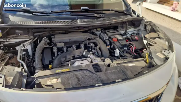 Peugeot 3008 2018 photo 2
