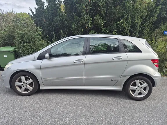 Mercedes-Benz B170 2008 photo 2