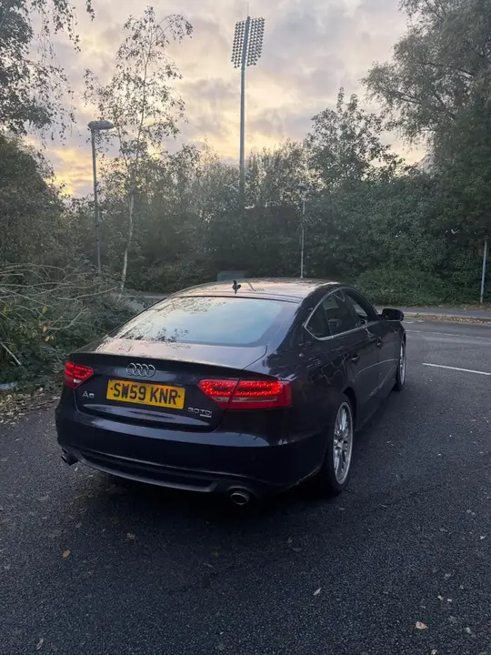 Audi A5 2010 photo 4