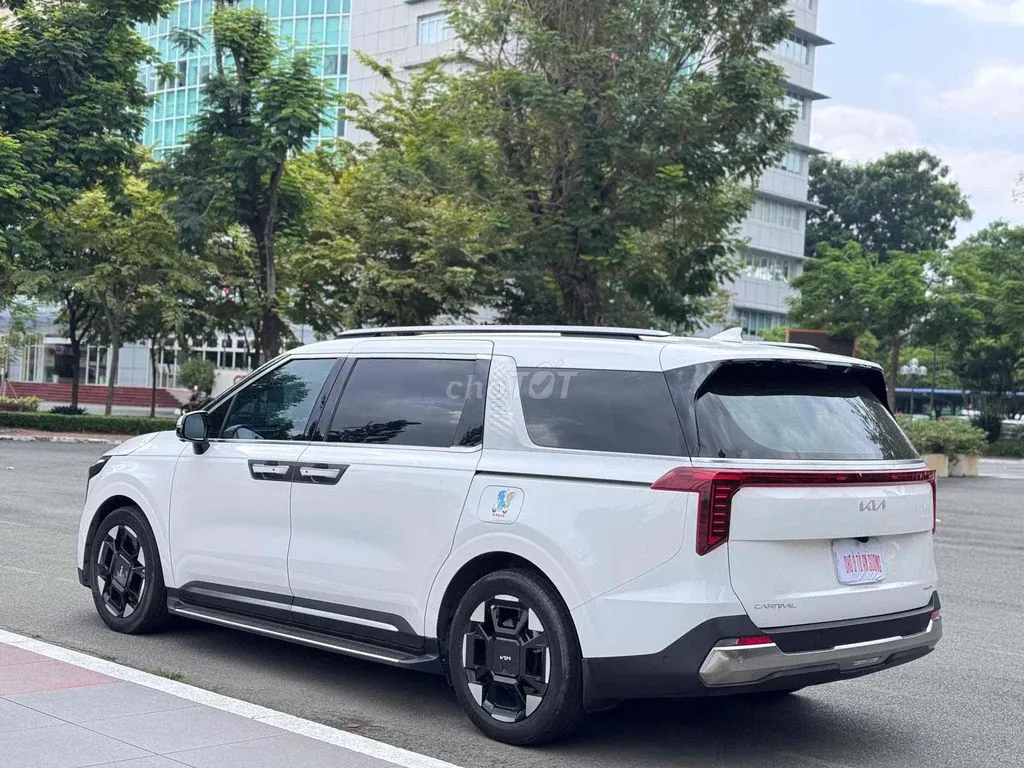 Kia Carnival 2024 photo 5