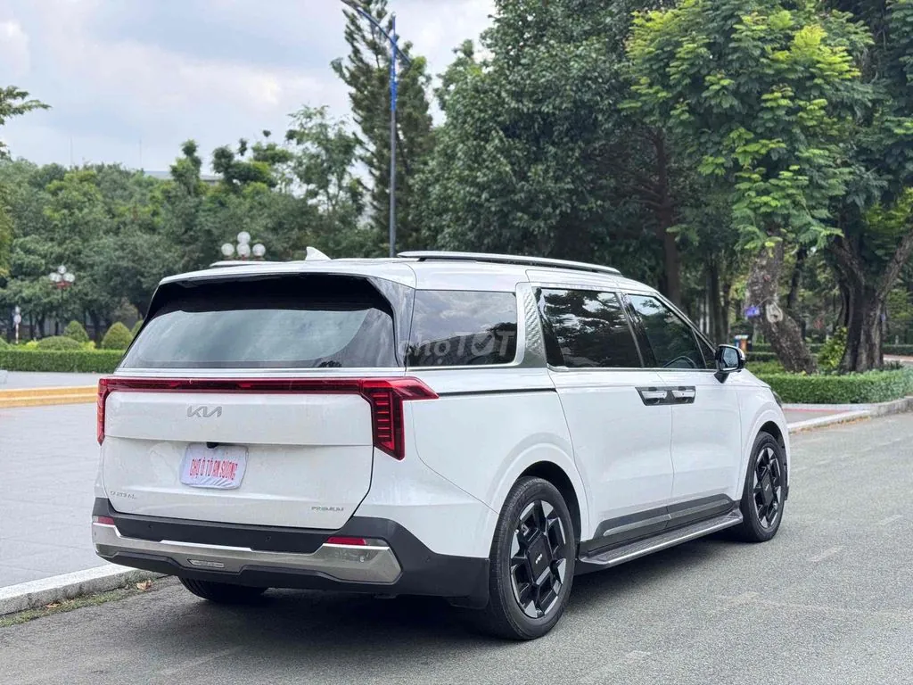 Kia Carnival 2024 photo 3