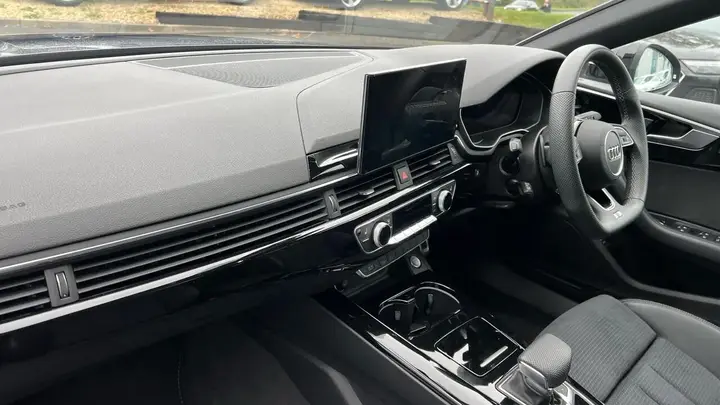 Audi A5 2024 photo 2