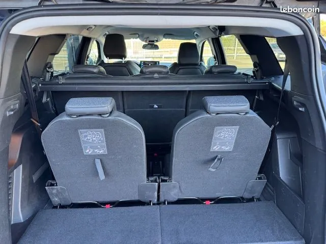 Peugeot 5008 2021 photo 5