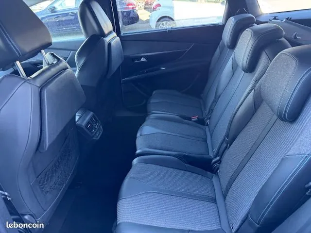 Peugeot 5008 2021 photo 4