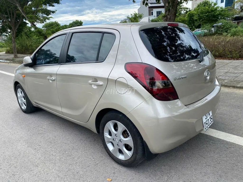 Hyundai I20 2011 photo 4