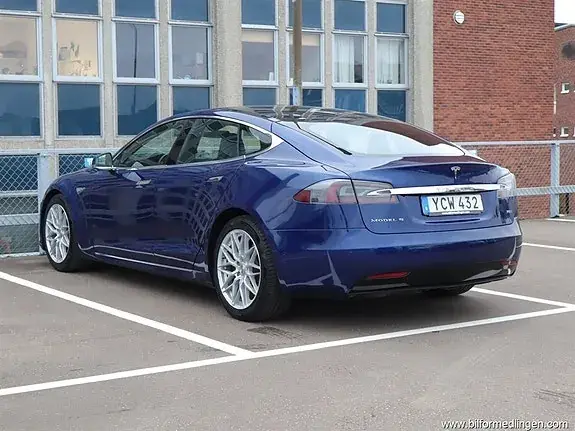 Tesla Model S 2016 photo 3