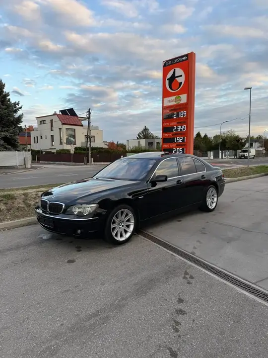 BMW 7 Series 2006 photo 3
