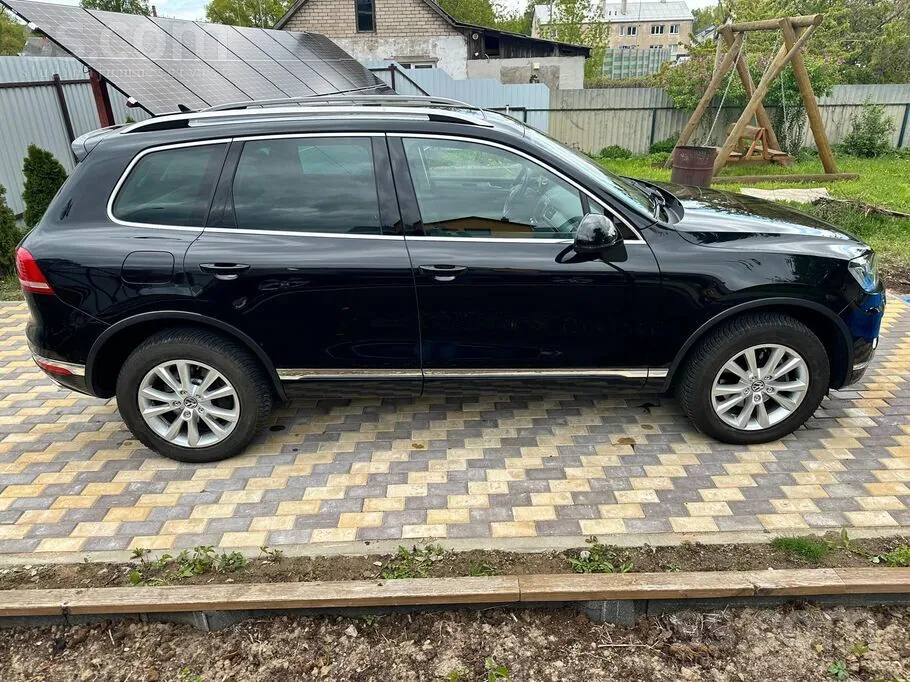 Volkswagen Touareg 2016 photo 2