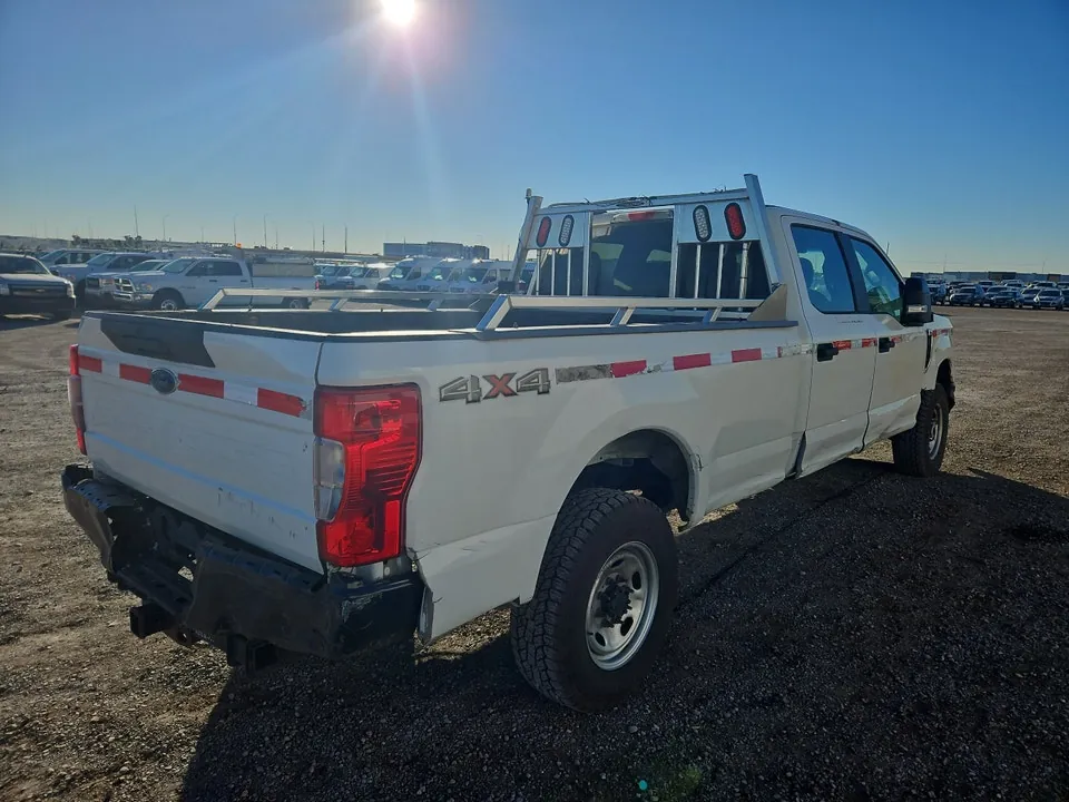 Ford F-350 Super Duty 2022 photo 4