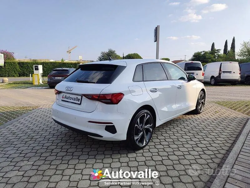 Audi A3 Sportback 2023 photo 3