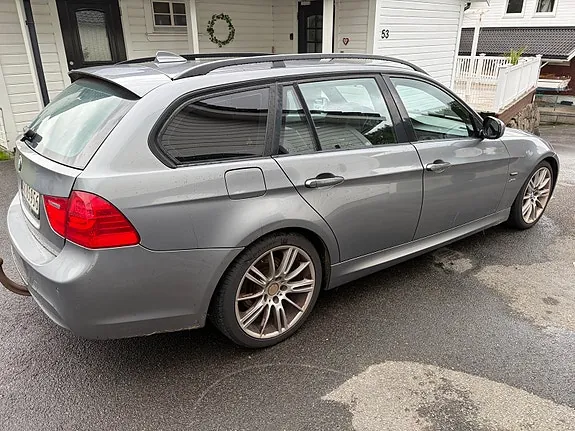 BMW 320D 2009 photo 3