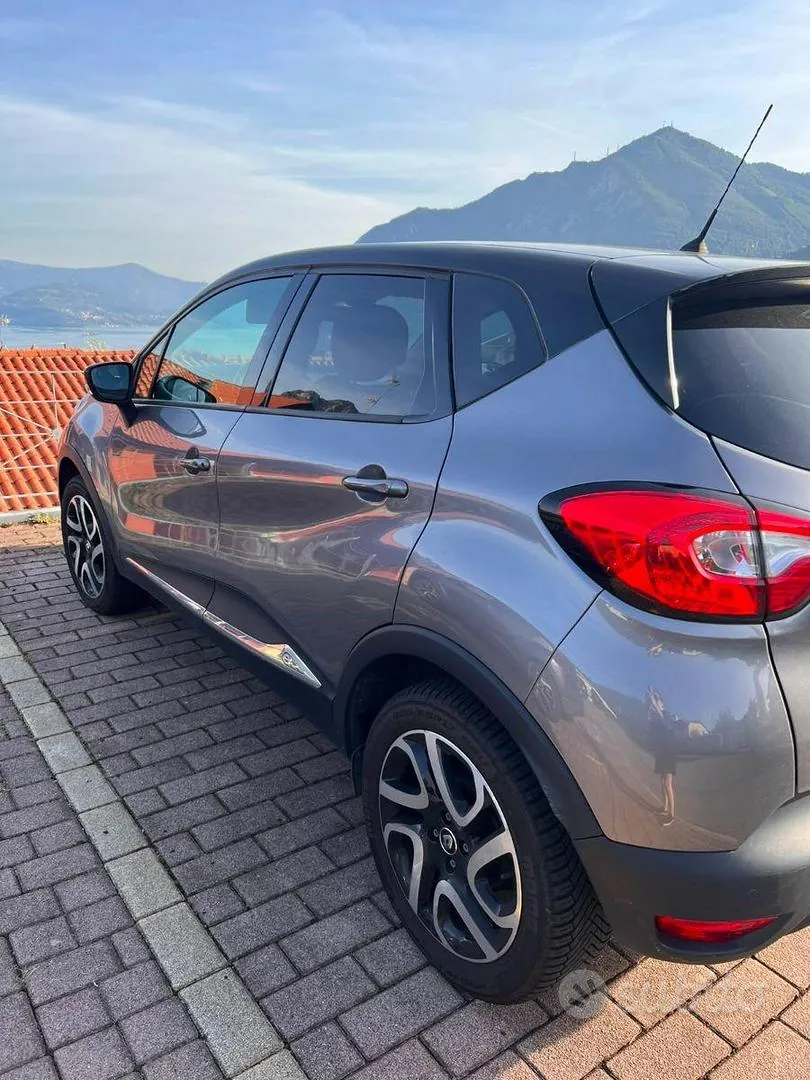 Renault Captur 2015 photo 2
