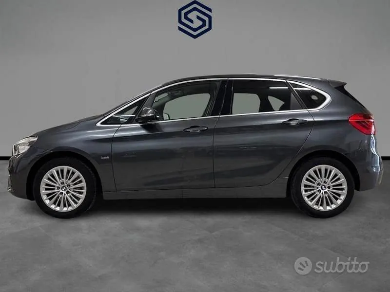 BMW Active Tourer 2018 photo 2