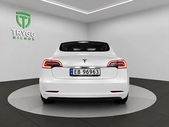 Tesla Model 3 2021 photo 4