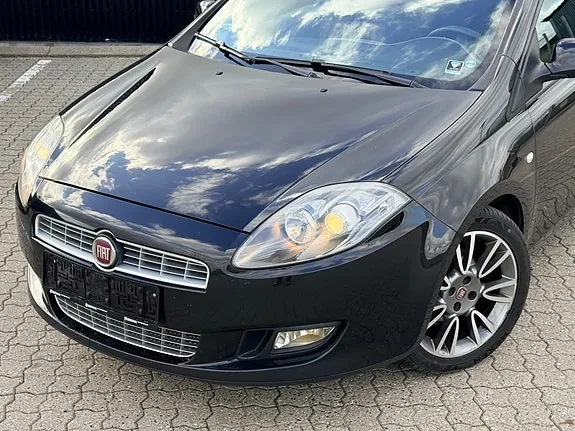 Fiat Bravo 2010 photo 2