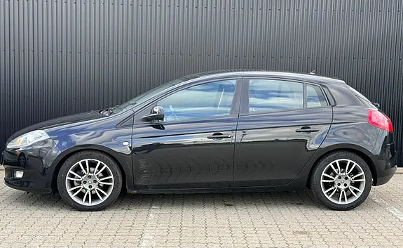 Fiat Bravo 2010 photo 4