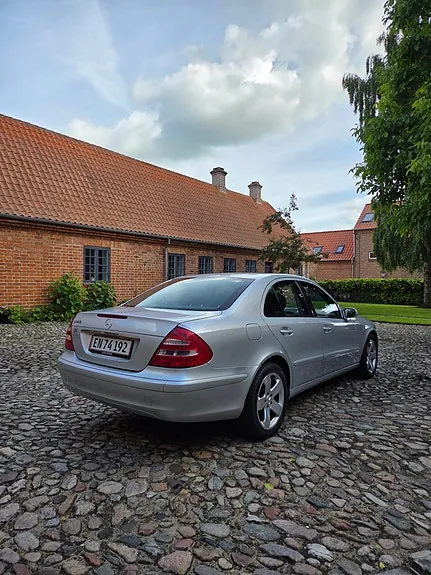 Mercedes-Benz E280 2006 photo 4