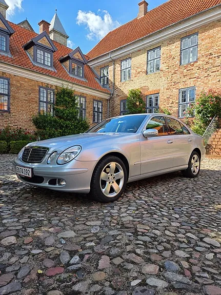 Mercedes-Benz E280