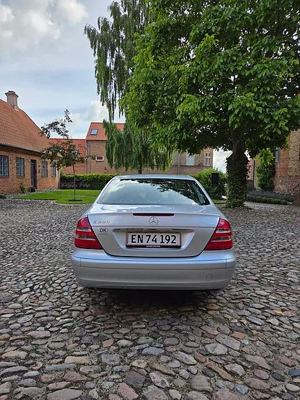 Mercedes-Benz E280 2006 photo 3