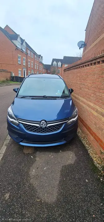 Vauxhall Zafira Tourer 2017 photo 2