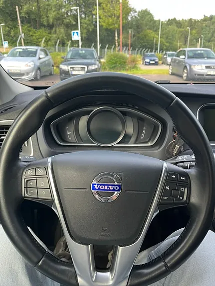Volvo V40 2014 photo 4