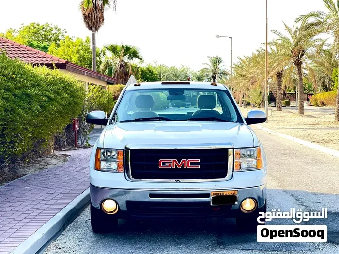 GMC Sierra 2011 photo 4