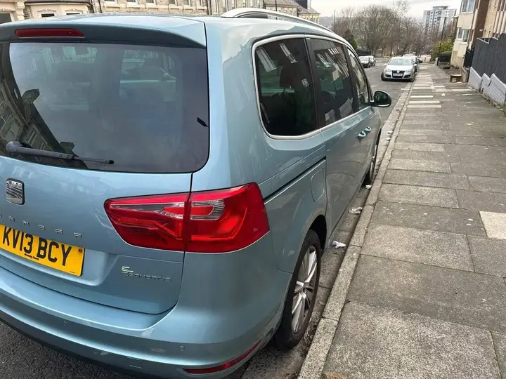 Seat Alhambra 2013 photo 5